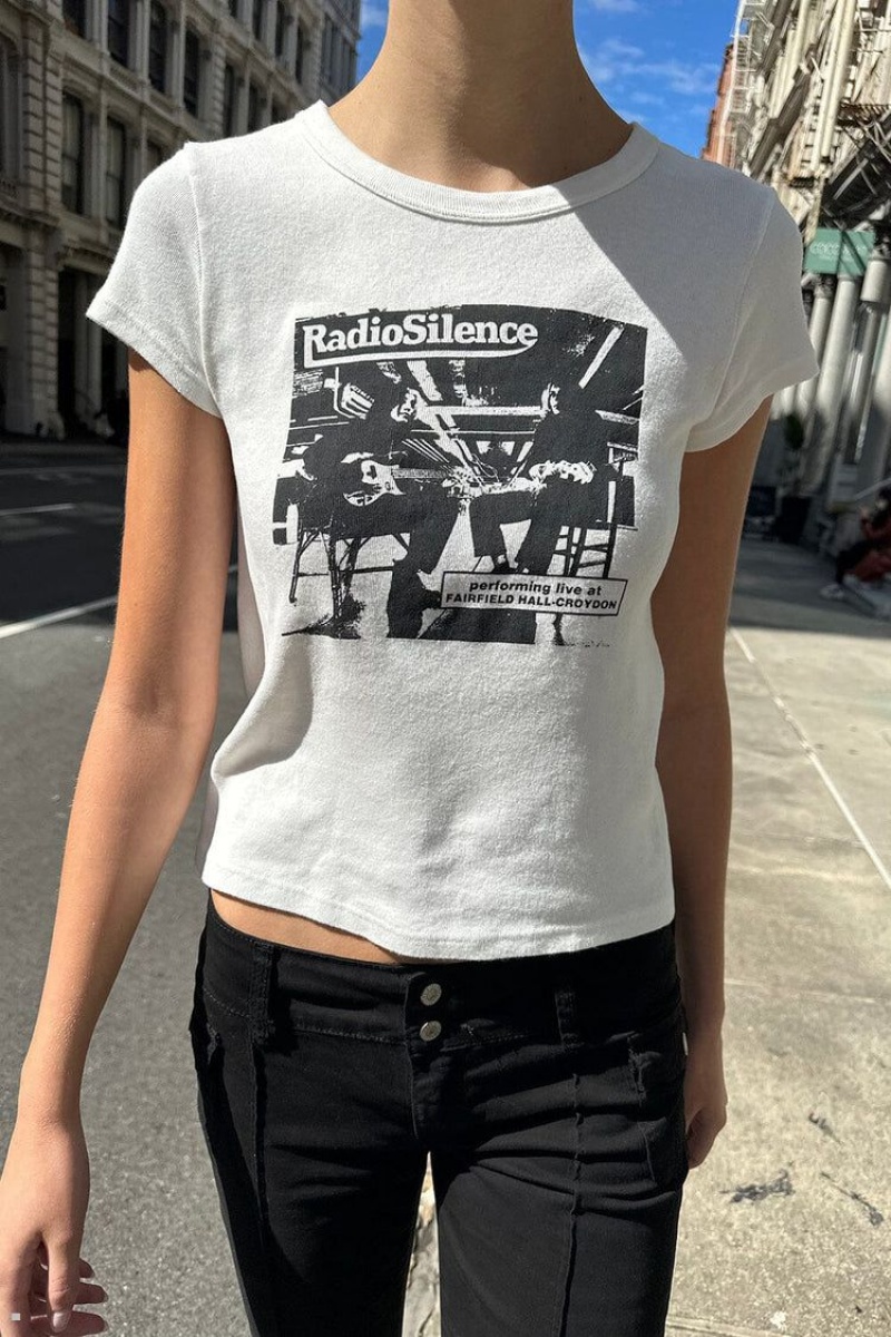 T-Shirt Brandy Melville Hailie Radio Silence Live Blanche | OJG-38571740